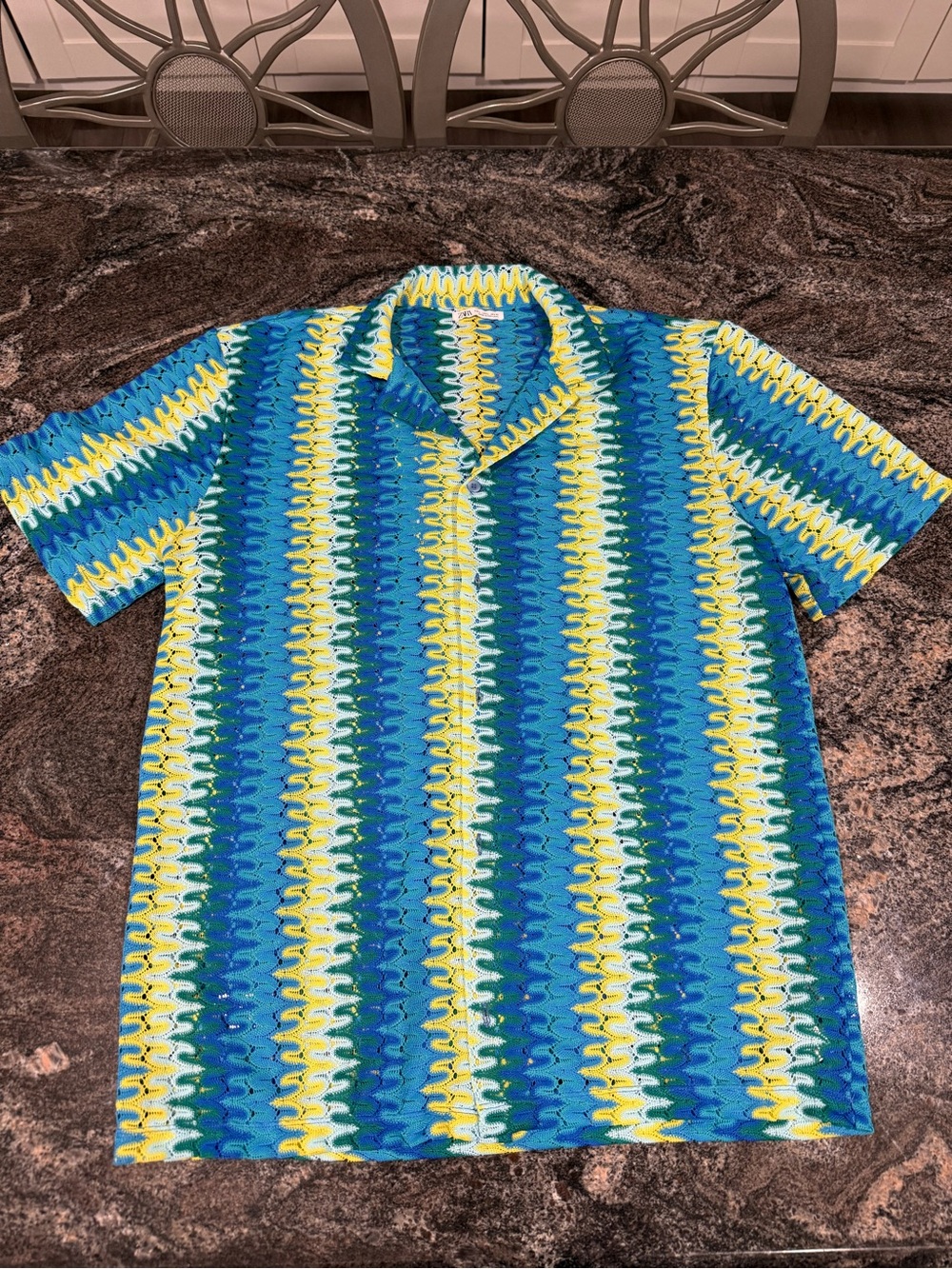 Zara Men's Short-Sleeve Button-Up Shirt in Blue, Green & Yellow